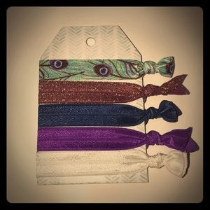 Stocking stuffer - Peacock Hair-tie Gift Tag